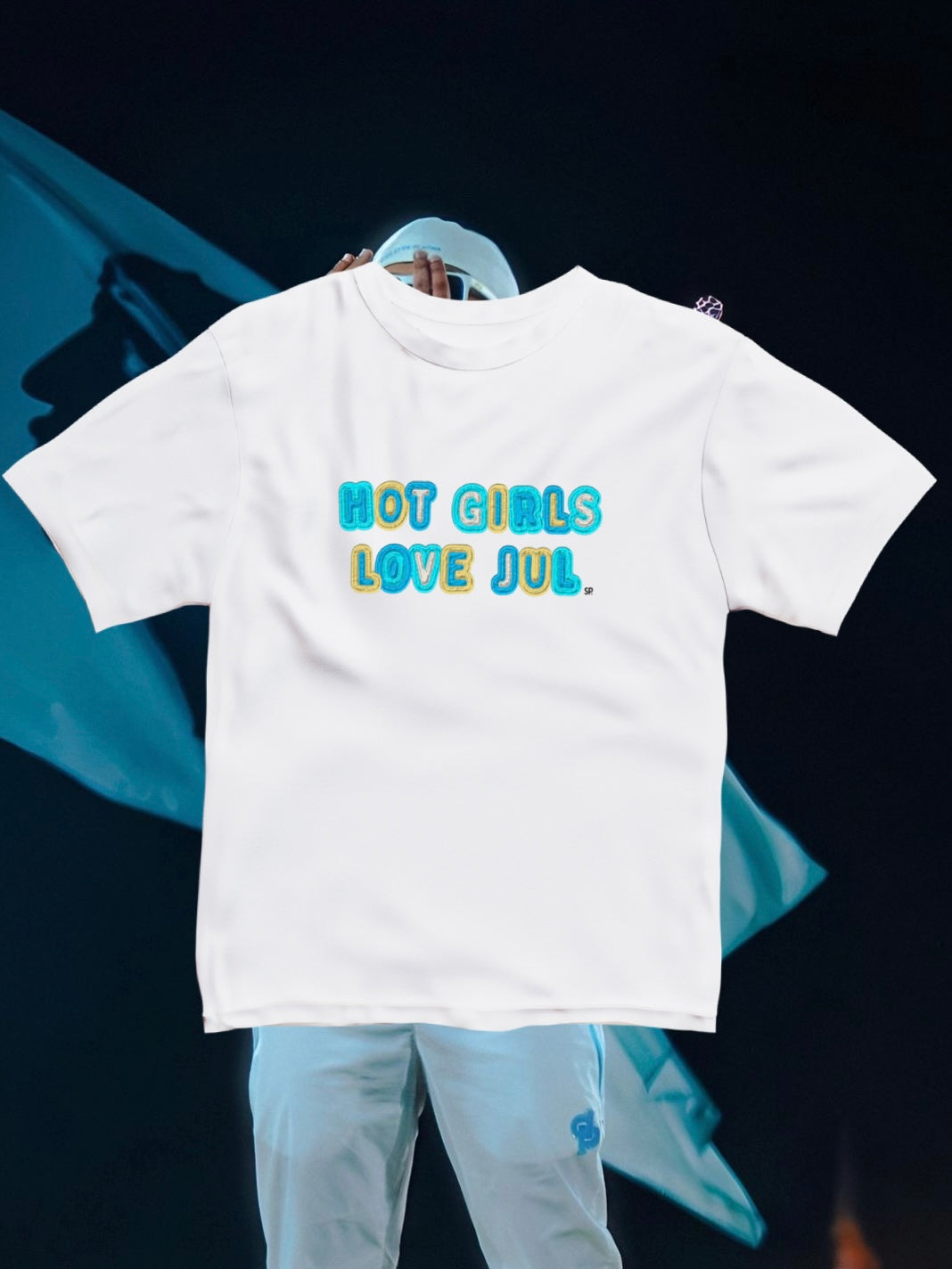 T-shirt "HOT GIRLS LOVE JUL"